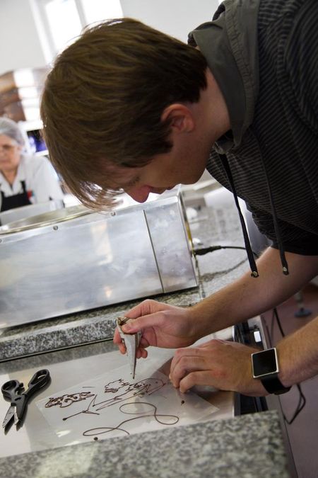 425823_10151101471358857_546729730_n