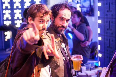 on pense à toi, oui, toi